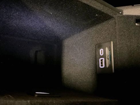 Used 2020 Cadillac XT5 Luxury image 35