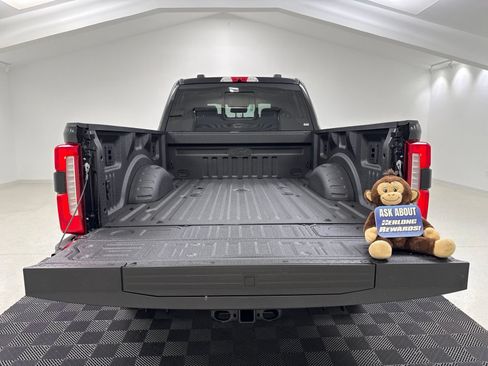 New 2026 Ford F250 Lariat w/ Black Appearance Package AWD/4WD image 8