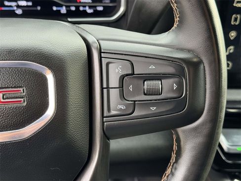 Used 2024 GMC Sierra 2500 AT4 w/ AT4 Preferred Package image 11