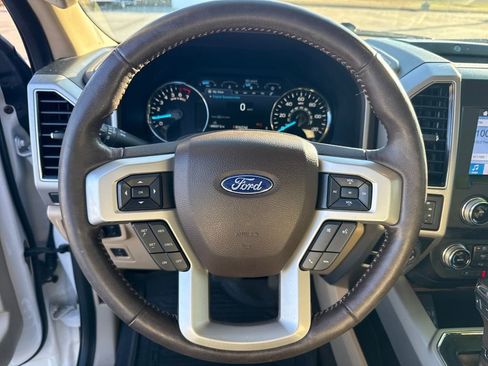 Used 2019 Ford F150 Lariat w/ Equipment Group 502A Luxury image 15