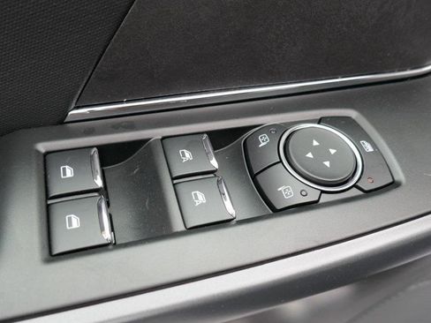 New 2025 Ford F150 XLT w/ Equipment Group 302A MID image 16