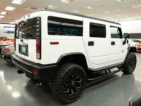 Used 2005 HUMMER H2 image 4