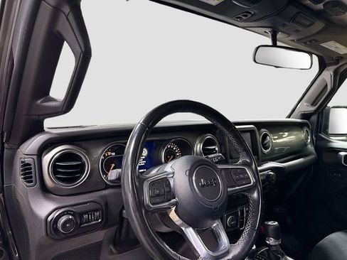 Used 2021 Jeep Wrangler Unlimited Sahara w/ Cold Weather Group image 11