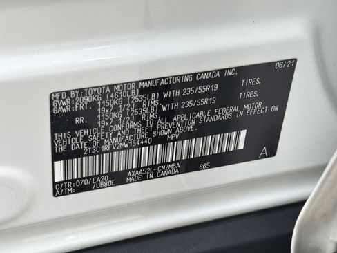 Used 2021 Toyota RAV4 XLE Premium FWD image 32