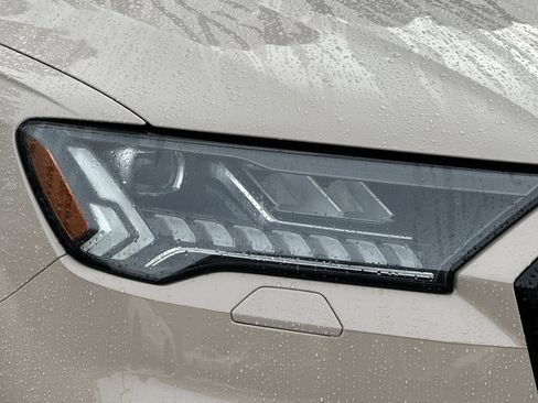 Used 2023 Audi Q7 3.0T Prestige w/ Prestige Package image 12