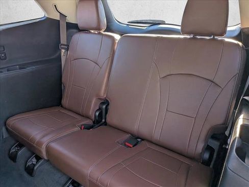 Used 2020 Buick Enclave Avenir w/ Avenir Technology Package image 19