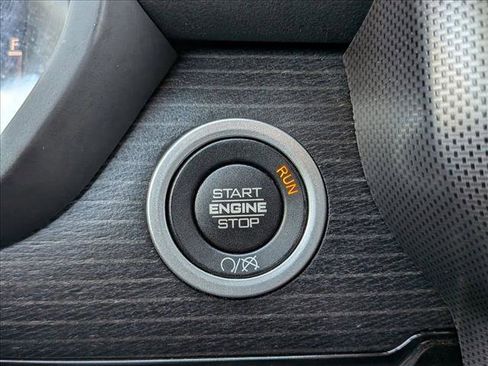 Used 2024 RAM 2500 Limited image 16