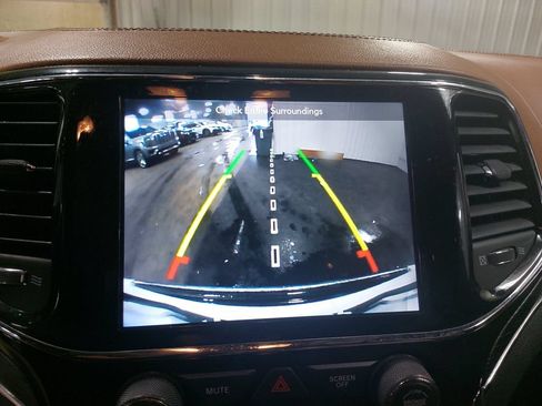 Used 2019 Jeep Grand Cherokee Summit AWD/4WD image 24