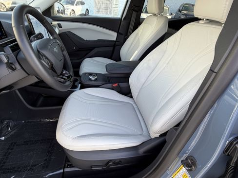 Used 2023 Ford Mustang Mach-E Premium RWD image 13