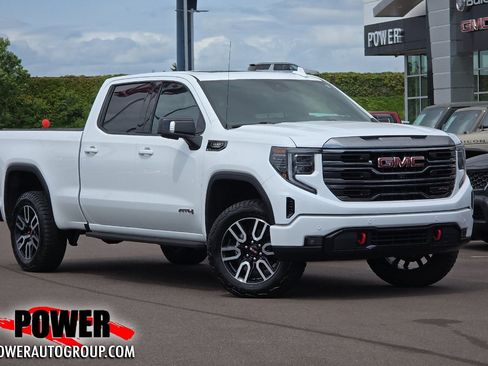 Used 2022 GMC Sierra 1500 AT4 w/ AT4 Premium Package AWD/4WD image 1