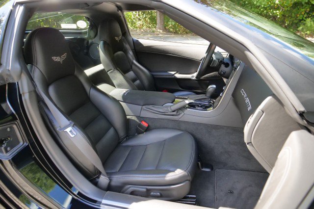 Used 2010 Chevrolet Corvette Grand Sport w/ Preferred Equipment Group RWD image 23