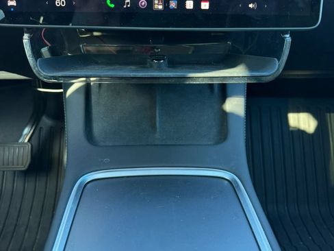 Used 2023 Tesla Model Y Long Range AWD/4WD image 25
