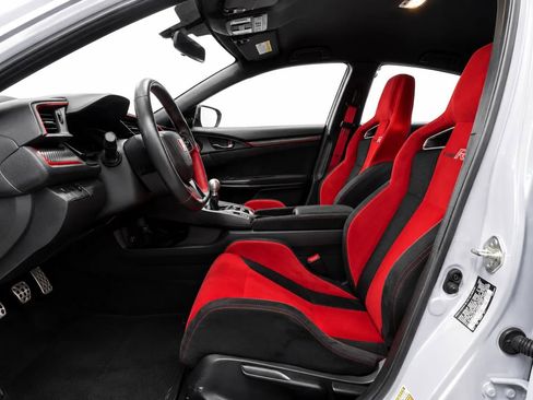 Used 2019 Honda Civic Type R image 10