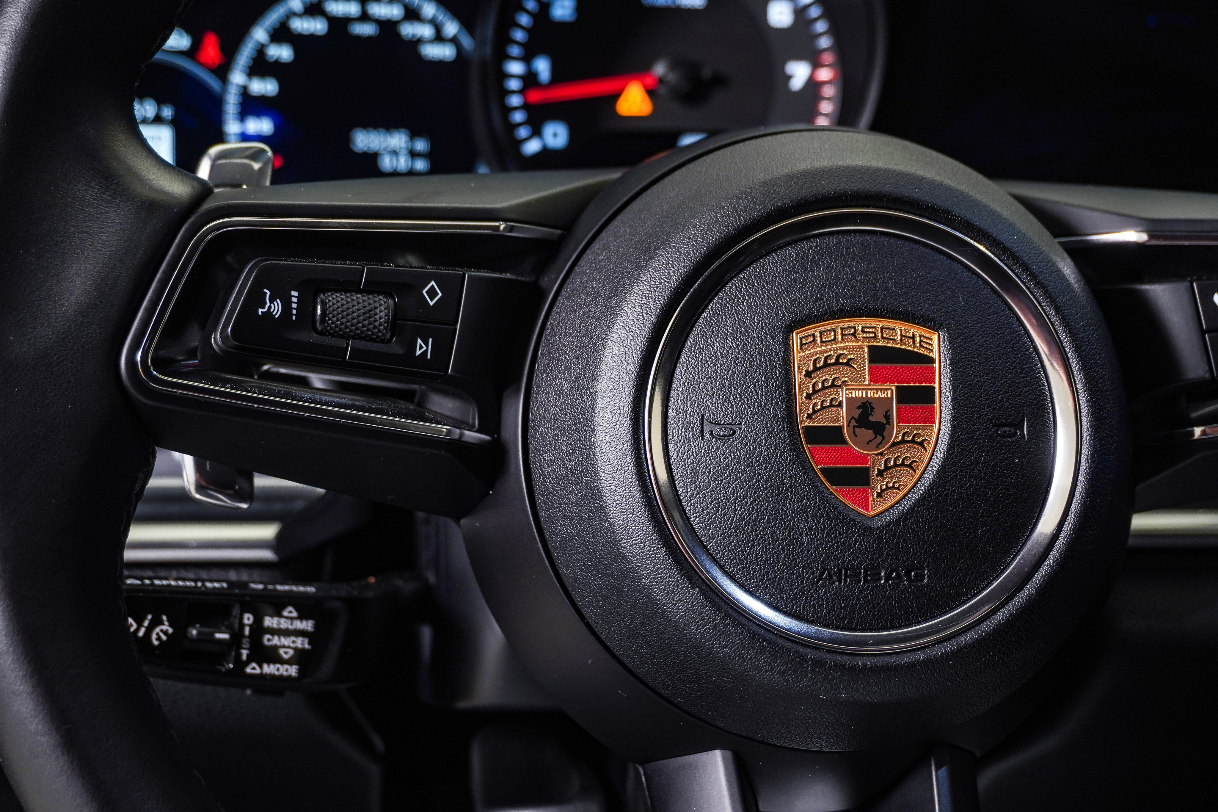 Certified 2023 Porsche Panamera image 21