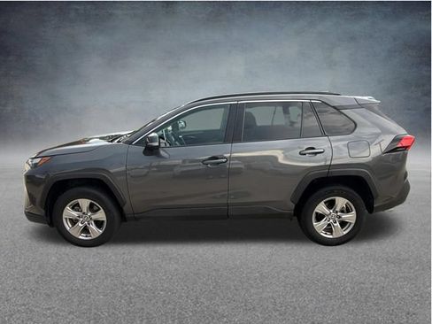 Used 2023 Toyota RAV4 XLE FWD image 6