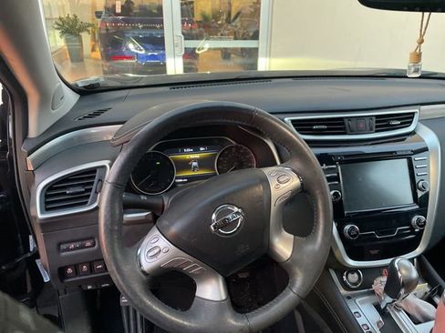 Used 2018 Nissan Murano Platinum image 10