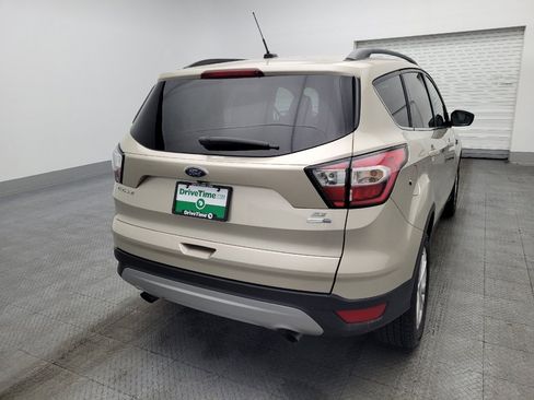 Used 2018 Ford Escape SE w/ Ford Safe & Smart Package image 7