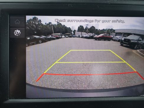 Used 2023 Kia Soul LX w/ Option Group 015 FWD image 17