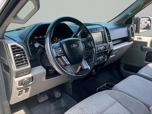 Used 2018 Ford F150 XLT w/ Equipment Group 302A Luxury AWD/4WD image 18
