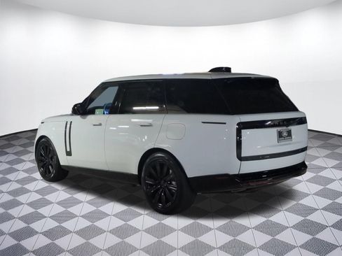 New 2026 Land Rover Range Rover SE AWD/4WD image 3