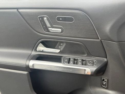 Certified 2026 Mercedes-Benz GLB 250 4MATIC image 19