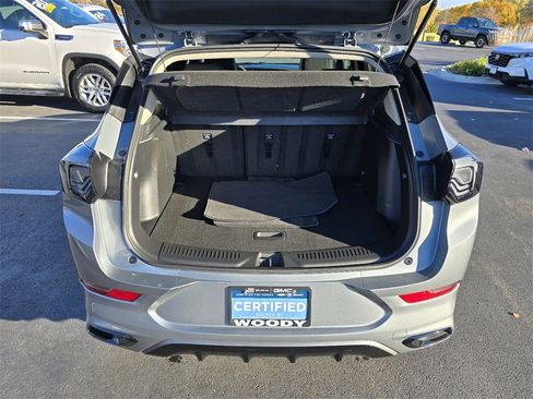 Certified 2024 Buick Encore GX Avenir image 29