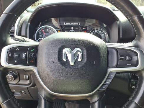 Used 2022 RAM 1500 Big Horn image 5