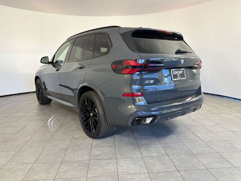New 2026 BMW X5 xDrive40i image 3