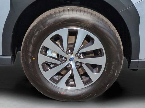 Used 2025 Subaru Outback Premium AWD/4WD image 24