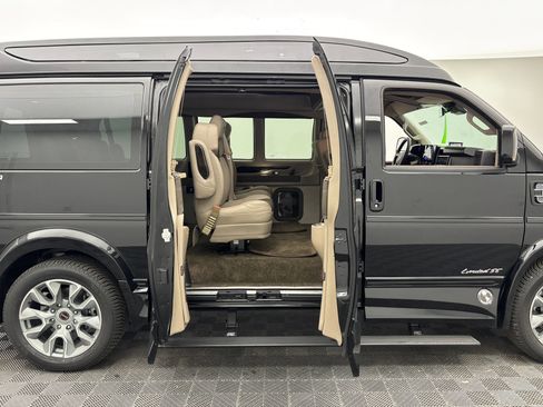 New 2026 GMC Savana 2500 w/ Driver Convenience Package RWD image 7