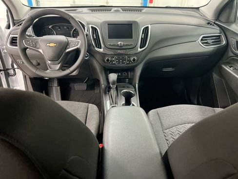Used 2024 Chevrolet Equinox LT w/ LPO, Floor Liner Package FWD image 10