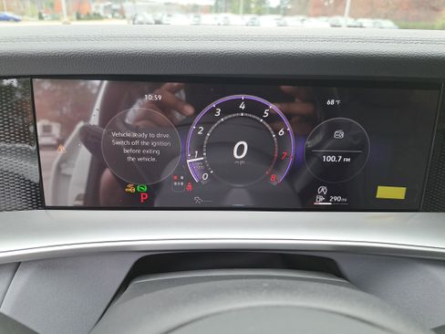 New 2026 Volkswagen Tiguan SE image 19