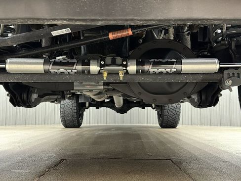 Used 2025 RAM 2500 Laramie AWD/4WD image 15