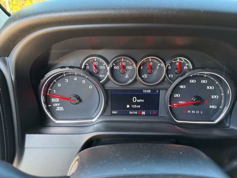 Used 2021 Chevrolet Silverado 1500 LT Trail Boss image 7