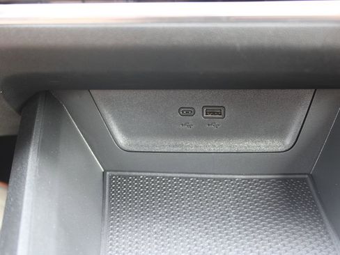 New 2026 Chevrolet Equinox ACTIV w/ Convenience Package III AWD/4WD image 46