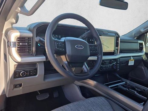 New 2026 Ford F250 XLT w/ XLT Premium Package image 3