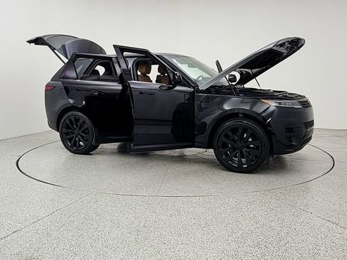 New 2026 Land Rover Range Rover Sport SE AWD/4WD image 10