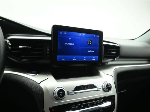 Certified 2022 Ford Explorer XLT RWD image 15