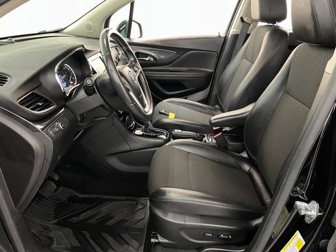 Certified 2022 Buick Encore Preferred w/ Safety Package image 7