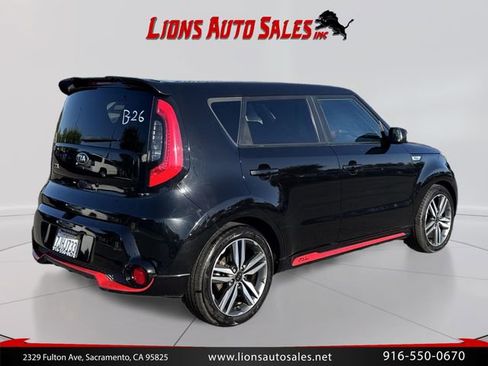 Used 2015 Kia Soul + FWD image 5