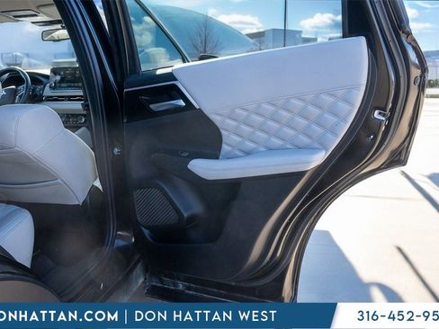 Used 2022 Mitsubishi Outlander SEL image 23