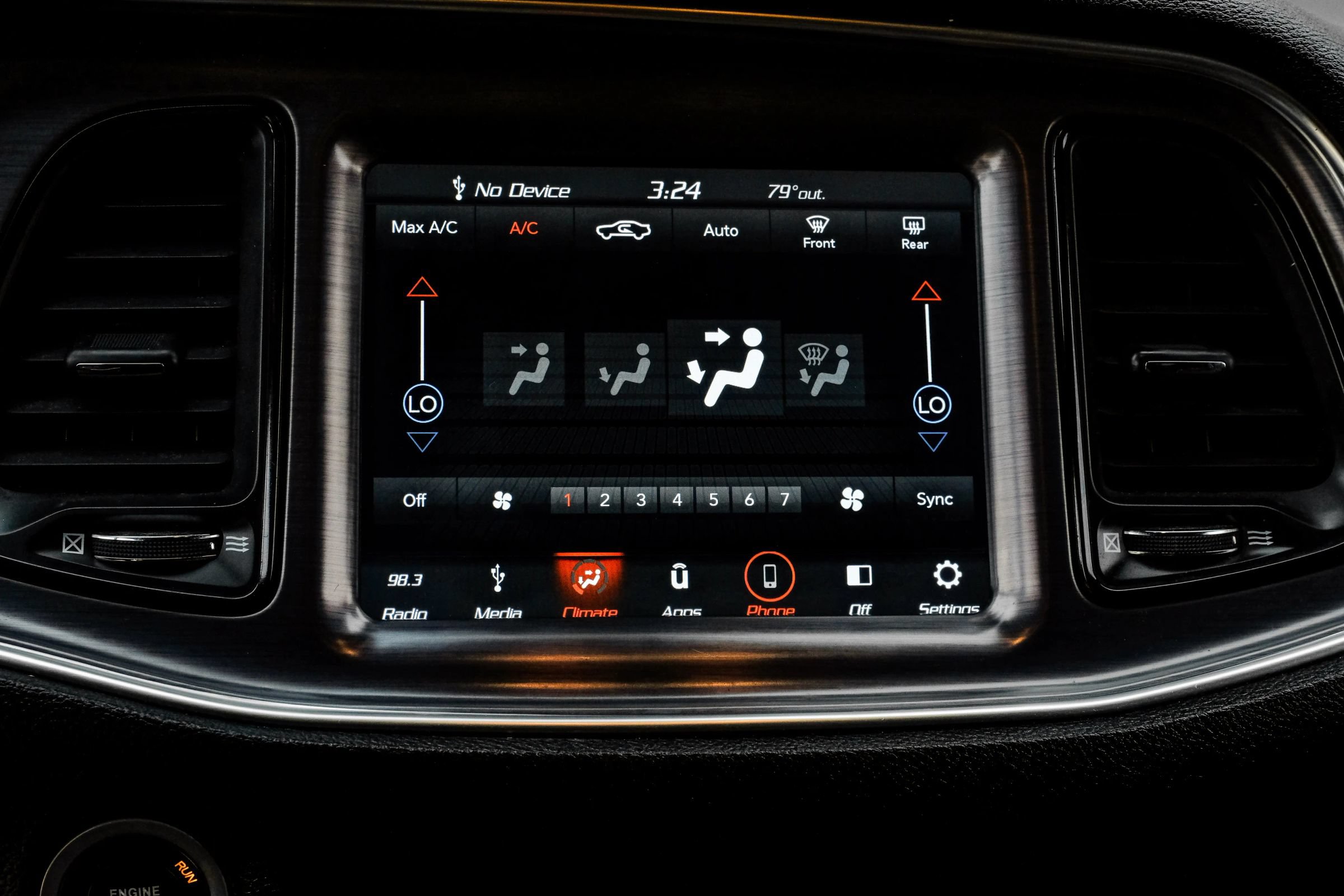 Used 2018 Dodge Challenger R/T Scat Pack w/ Dynamics Package RWD image 32