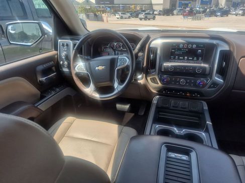 Used 2017 Chevrolet Silverado 1500 LTZ Z71 w/ LTZ Plus Package AWD/4WD image 13