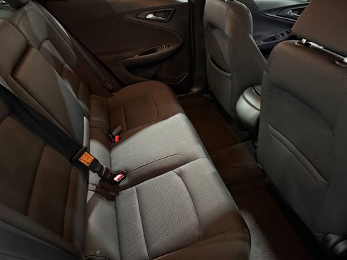 Used 2018 Chevrolet Malibu LS image 33