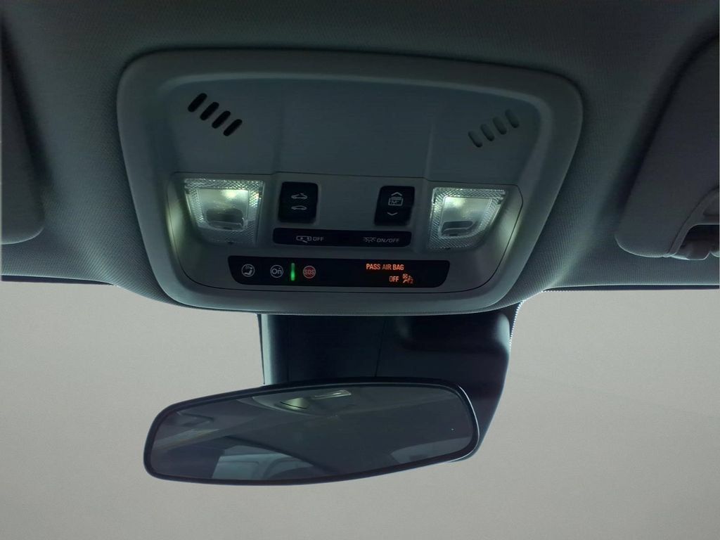 Used 2024 Chevrolet Malibu LT FWD image 24