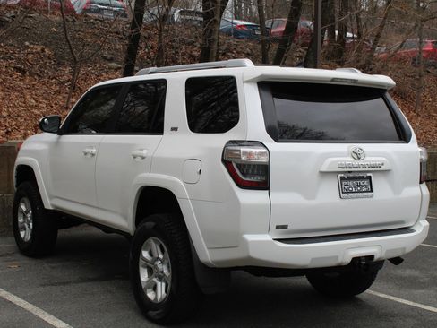 Used 2015 Toyota 4Runner SR5 image 7