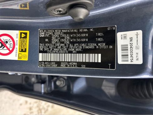 Used 2018 Toyota Highlander XLE image 30