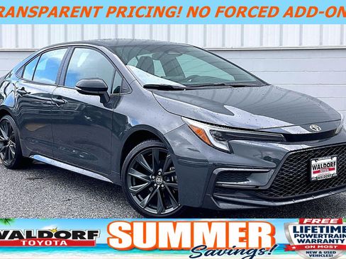 Used 2026 Toyota Corolla SE FWD image 1
