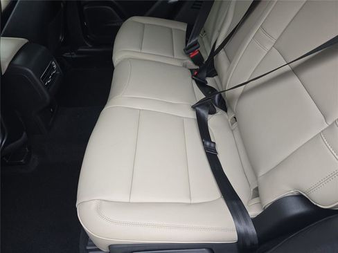 New 2026 Lincoln Corsair Premiere image 12