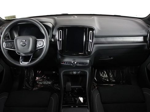 Certified 2023 Volvo C40 P8 Recharge Plus w/ Climate Package image 7